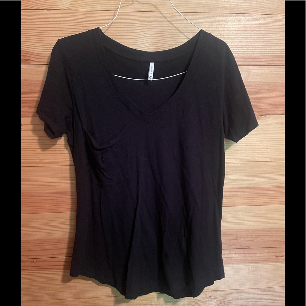 Z Supply V Neck Tee